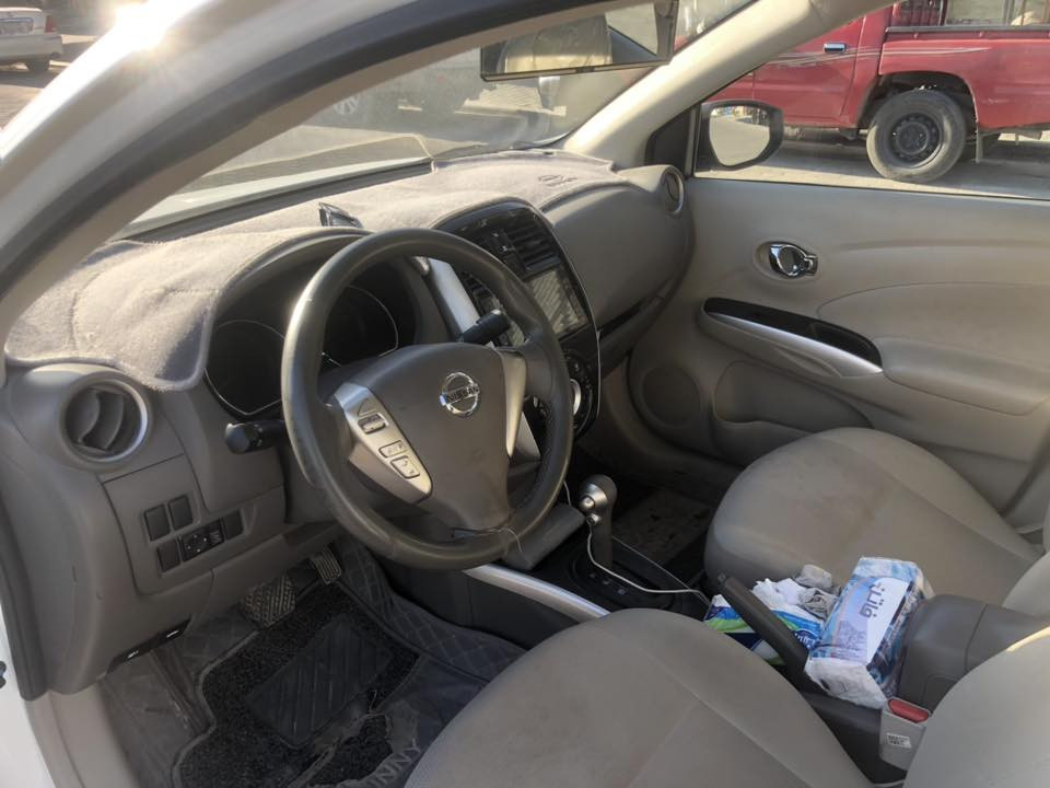 نيسان صني 2023 فول بصمه دشبول بيانو
ويل كب كيجات ليزريه جديده كلش السياره استخدام شخصي  مري شفط 
مبدل بيهه باب فقط بدون اي داخل السياره جديده جديده 
وبيهه يم البك لايت جلخ واضح بلصوره ما مصلح 
بلعافيه على الياخذخه
السياره باسم شركه وعندي بيهه وكاله 
مكاني نجف 
للاستفسار ***********
