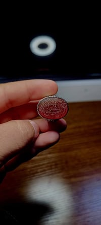 اللهم صل على محمد وال محمد 🌹 خاتم من الفضة  متوج بحجر عقيق يماني الاحم...