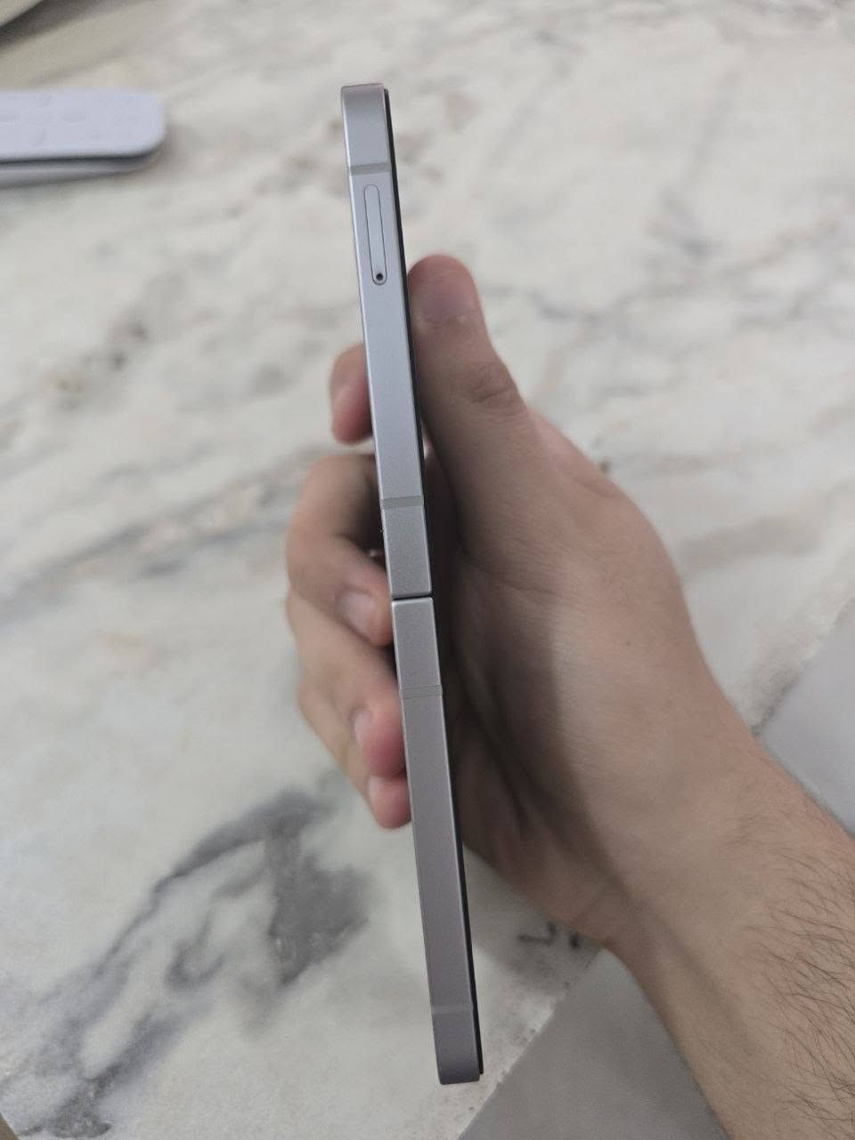 السلام عليكم
جهاز flip 6 للبيع
الجهاز نضيف داخل ضمان الى شهر 11 يخلص 
ذاكرة 256
مبدله شاشة اصلية من جبال زون فقط
اي عيوب ما بيه 

سعر الجهاز 750 الف مكاني الموصل واقبل مراوس حسب القناعة


**إذا كنت صاحب هذا الإعلان وتريد حذفه لأي سبب، رجاءا أرسل رسالة إلى الدعم الفني**