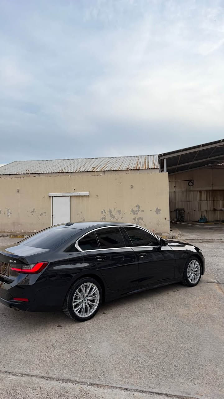 السلام عليكم 
 BMW 330i 2024
شكل جديد
سعر : 280و مجال  
بجم كبس ✅
گير +محرك + شاصى + لغد + راديتر كله بشرط 
ملاحظة السيارة : باب تبديل شريكه بدون صبغ ✅
فقط چاملغ كلير امريكي  بدون نقطه دواخل
ارباگ طاك مرجع بلادى 100%

سياره جاهزه ما بيها دنار مصرف 

فـــــول مـــواصـفــات ١/١
فتحة 
اربعة ابواب بصمة
بصمة تشغيل 
تشغيل عن بعد (𝐑𝐞𝐦𝐨𝐭𝐞 𝐒𝐭𝐚𝐫𝐭)
هاند بريك بصمة 
مرية شفط كهربائي 
شاشة دشبول ديجيتال
سستم سماعات (𝐁𝐨𝐬𝐞)
كاميرة خلفي
اوتو ستارت (𝐀𝐮𝐭𝐨 𝐒𝐭𝐚𝐫𝐝)
اوتو ستوب (𝐀𝐮𝐭𝐨 𝐒𝐭𝐨𝐩)
تحديد سرعة ‎
رادار امامي (تحديد مسار)
رادار جانبي  (نقاط عمياء)
رادار خلفي (التحذير من الاصطدام)
حساسات امامي
حساسات جانبي 
حساسات خلفي 
كشنات جلد 
كشنات كهربائي
كشنات خزن+ميموري 
كشنات تبريد
كشنات تدفئة
استيرن تدفئة
تحكم استيرين
استيرن كهربائي 
استيرن خزن+ميموري 
تبريد لمس
تبريد مركزي 
لايتات ليد وعدسة زينون بيلادي
بلوجكترات ليد زينون بيلادي
بكلايتات ليد بيلادي
ويل كروم
وبعد هواي مواصفات …
تفاصيل اكثر الاتصال علی ارقام التاليه ‏
***********
                                                  WhatsApp - Vibir
📞 [hidden information]

عنوان📍عقره 

‏ اكر, نينوى
