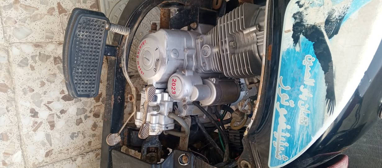 السلام عليكم اخوان ستوتة موديل 2023 نظيفة ماشتغلة هواي اوراق كبل باسم المشتري كاملة تخم تأيرات جدد وباتري جديد دراجة نظيفة اوراق كاملة مكملة كهربائيات كلة شغالة مكان الديوانية حي الوحدة الشراي يتصل بية خير ويدلل*********** الون اسود
