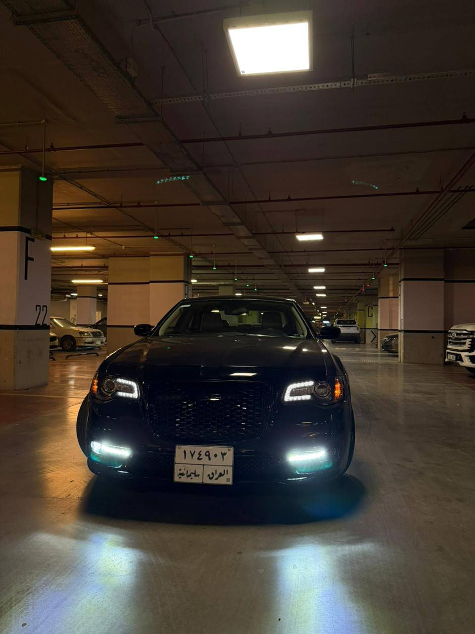 كرايسلر c300 اسود اوباما 2013 امريكي خمس مواصفات كير ماوس وشاشة كبيرة و داخل اصفر بيلادي كوشنات جلد و هيتر ويل ١٨. كير والمكينة بشرط ومامفتوح وبدون دعم فقط بونيت صبغ امريكا وبدون دواخل بشرط. ٨٥ الف ميل ماشي السيارة والسيارة مبدل الدعامية الى شكل الجديد  فول فول بدون بانوراما.   ***********
