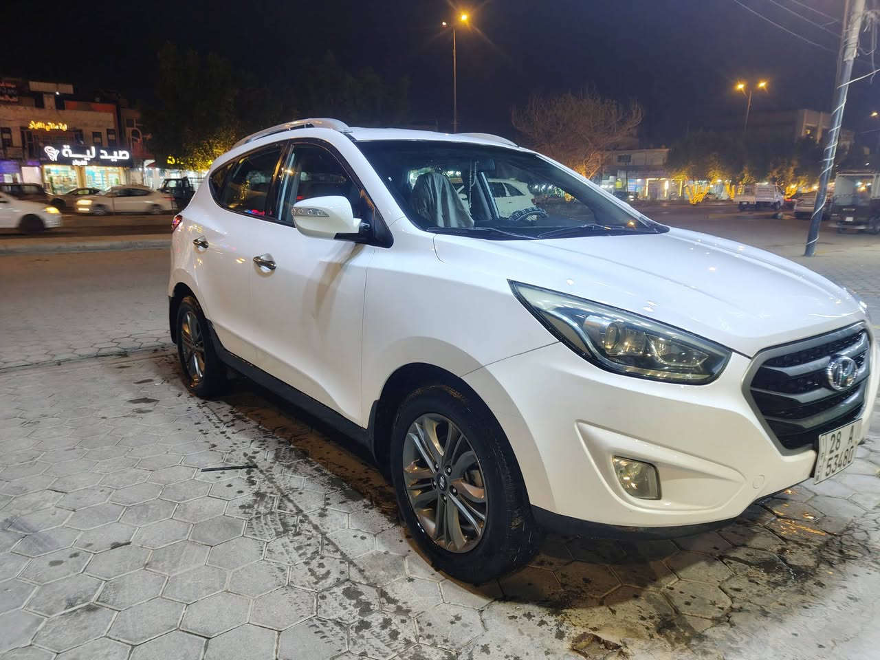 توسان 14 شكل 15 رقم نجف مكفولة من الضربه والتبديل سونار موجود السعر 148 وبيه مجال قليل العنوان النجف حي النداء
***********
