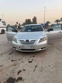 حبايبي عندي كامري 2007 وارد اميركي حادثهه جاملغ امامي وجاملغ خلفي بدون...