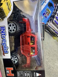 ٨ قطع • سيارات لعبة • غير مستخدمة