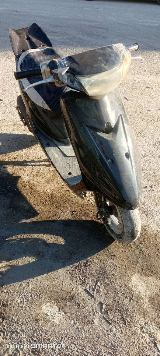 سلام عليكم دراجه عصفوريه 60 شغاله سلف هندر سعر 175 بغداد الغزاليه ***********
