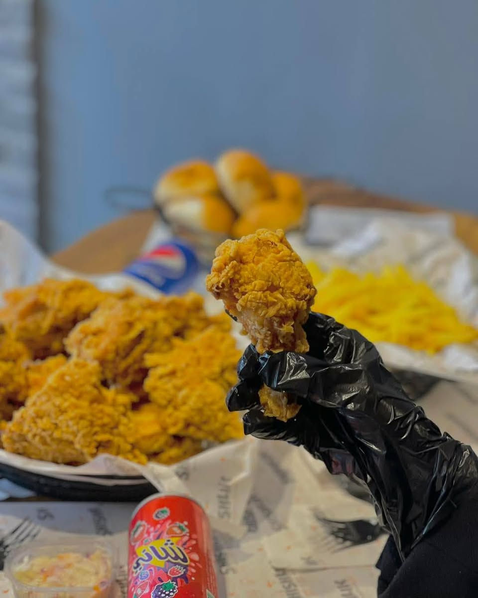 🍗✨ عروض كنتاكي المميزة ✨🍗

✅ وجبة كنتاكي كاملة فقط 6,000 دينار
✅ وجبة كرسبي المقرمشة فقط 6,000 دينار

الطعم الأصلي والقرمشة اللي تحبها 🔥
السعر عالگد والجودة ما تنعاف 😍

📞 للحجز أو الاستفسار: ***********

👉 لا تفوّت الفرصة وخلي وجبتك من كنتاكي اليوم!
