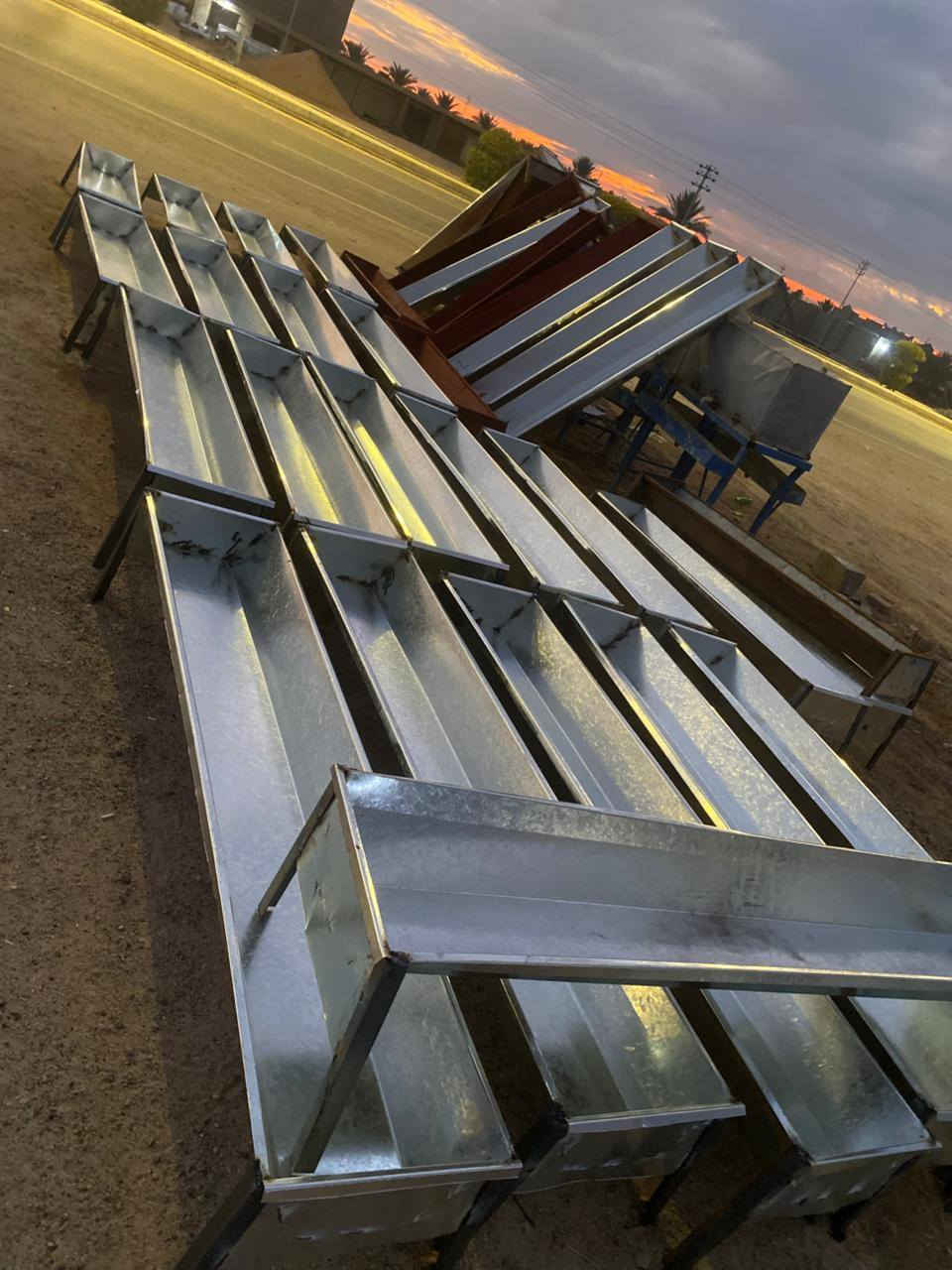 جابيات علف طول مترين سعره الجابيه ٣٠ الف اذا كميه بيها مجال عنوان الفلوجة  النساف  
قرب جسر البعلوان 👉 👉 👉

***********

توصيل ما عندي اخوان

حدادة سيف نسيم
