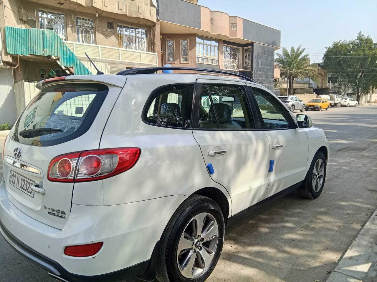 السلام عليكم سنتافيه موديل 2012خليجي السياره فول مواصفات مكينه6سلندر 7راكب سياره بي مكانات صبغ بدون دوخل السيارة جديده وجاهزه مكينه وكير وحداديه تبريد ثلج صدر تايرات جديد العنوان بغداد الامين الرقم الها*********** السعر124وبي مجال شي بسيط
