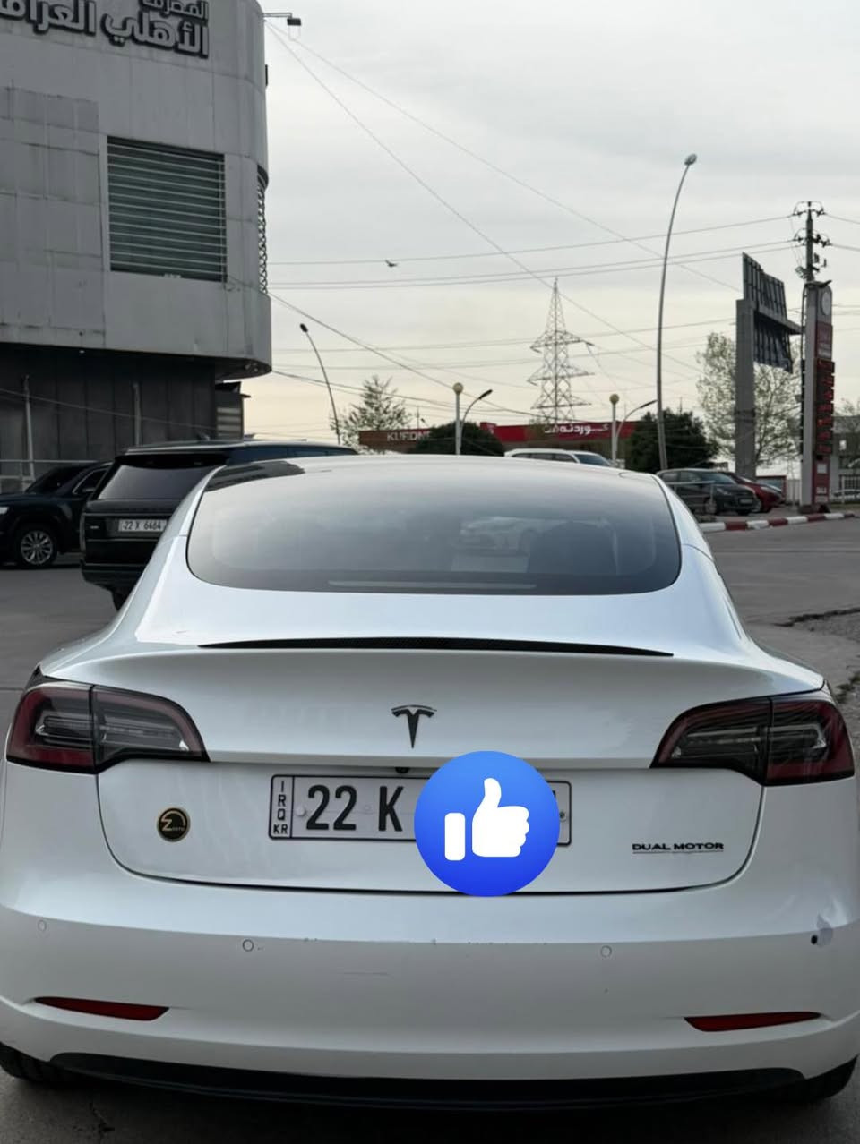 السلام عليكم تسلا مديل 3 دبل ماطور مديل 22 حادثا جدا خفيف وبيها كلير قطعتين امريكا شرط البطانه ما مفتوحه السياره حلوه ونضيف اضافات كاربون فايبر كتاب تضليل السياره ب170 وبيها مجال قليل جدا لتواصل واتساب ***********
