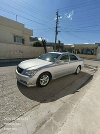 ٢٠٠٥ • ٣ باب • مقاعد جلد