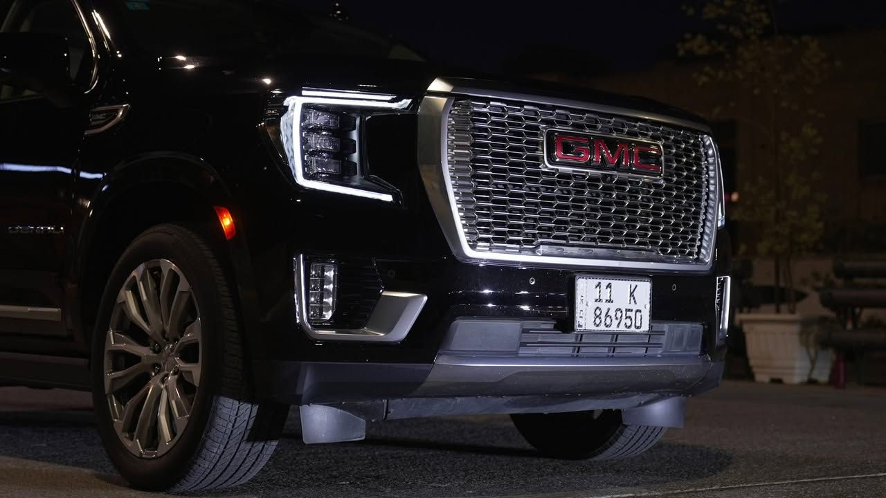 Yukon Denali 2023
يوكن دينالي ٢٠٢٣
وكاله المنصور على وضع الشركة
داخل ضمان الشركة وهو ١٠٠ الف كيلو 
الممشى: ٣٧ الف كيلو
السيارة مغلفة يم مركز تكوين بالكرادة ب٢٠ ورقة ضمان ١٠ سنوات
مواصفات الدنالي معروفة ميحتاج الذكر
السيارة كفاله عامة عدى ملاحظة بسيطة بباب الجنطة على كد اصبعين راجع PDR
السيارة كلش معتني بيها على ايدي
السعر: 56,500 دولار
***********
