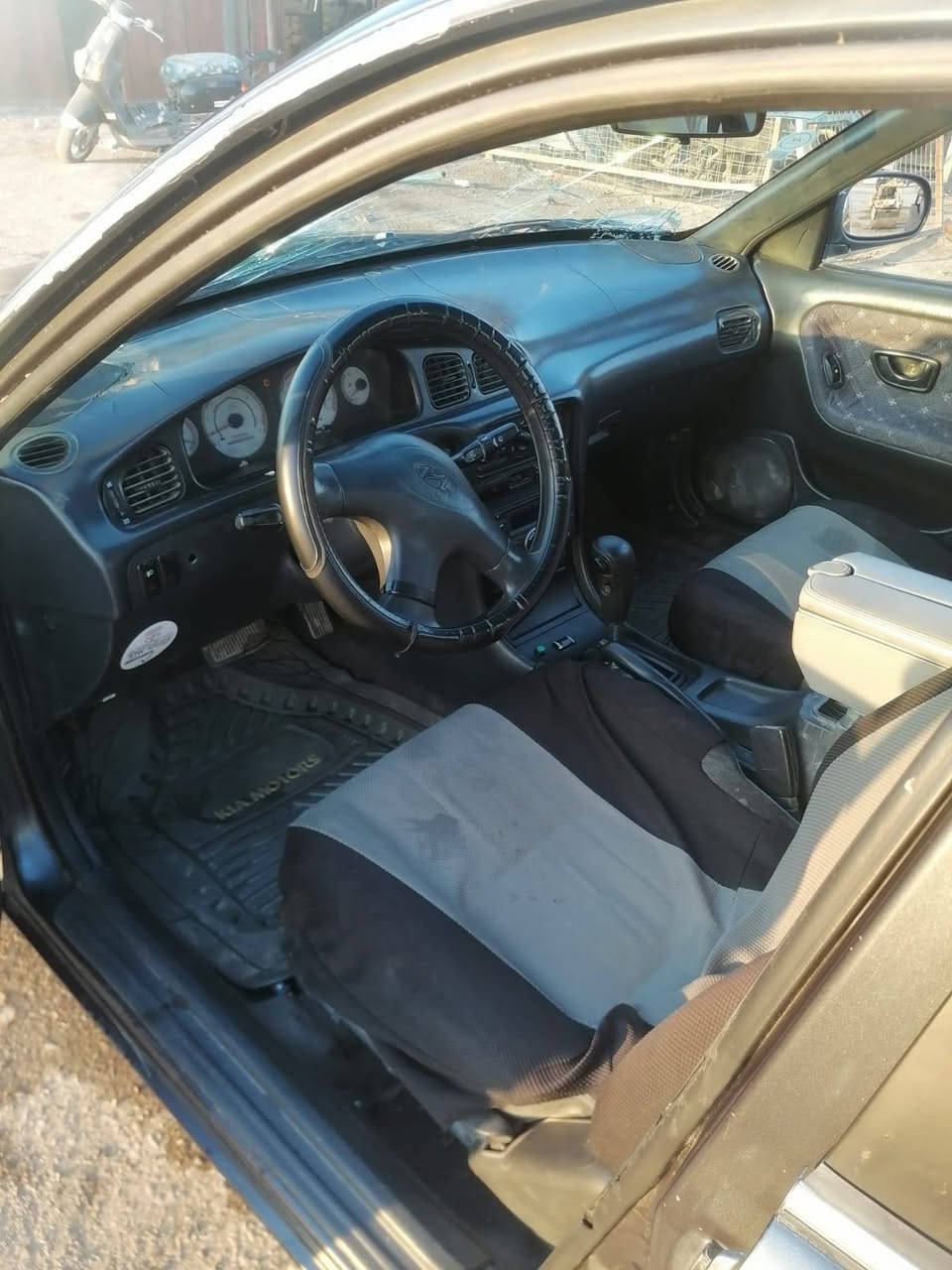 سلام عليكم سوناتا تو للبيع ***********
