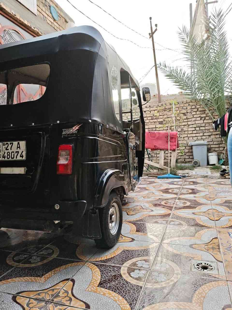 السلام عليكم
تكتك للبيع سوده موديل 2022 شهر 7 كفاله عامه  سنويه ورقم انكليزي ذي قارر  ماعده ضربه بصيطه بل بكلايت اليمن ضفيره جديده تخم تأير جبلي 
 جادر جديد لايت زنون تكتك جاهزه ماعوزهاا شي 

مكاني بلحسينيه الراشديه
الرقم وسعر.     
***********
