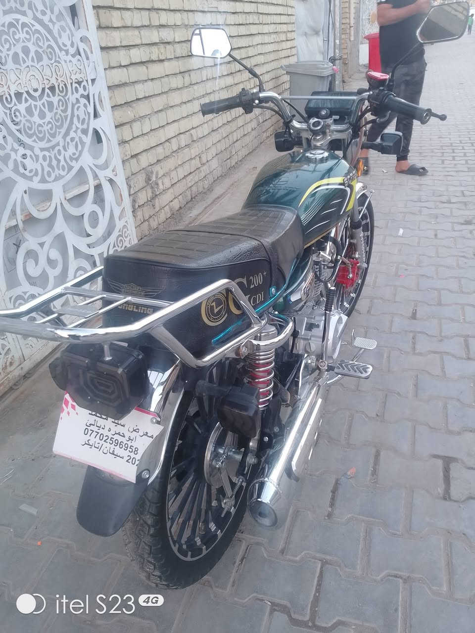 سلام عليكم سيفان للبيع دراجه جديده رمبه برغي مامفتوح بيه على وضع شركه ستعمال مال بيت 900 وبيه مجال مكاني بغداد ***********

