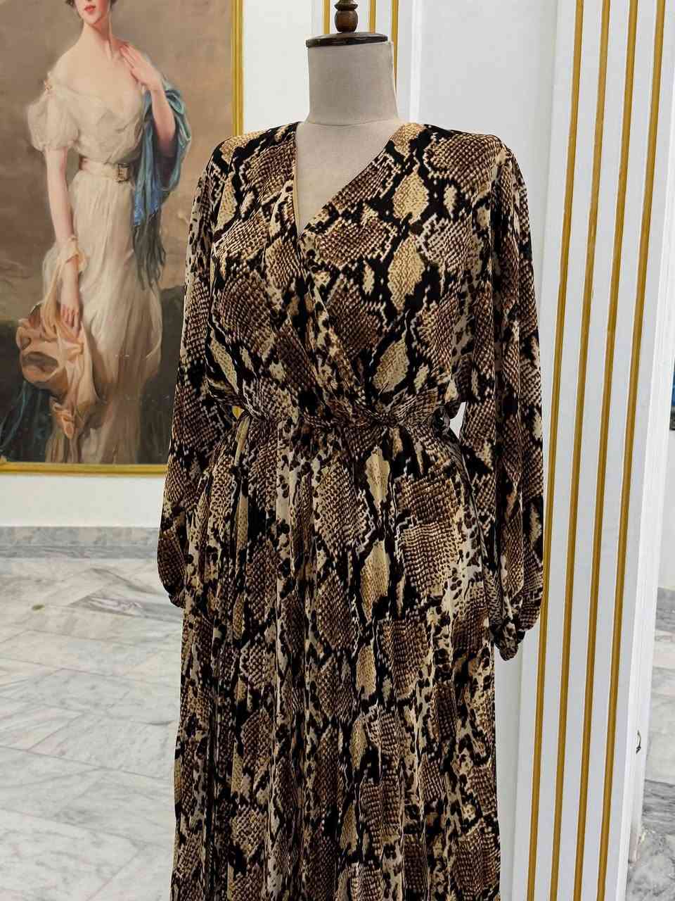 توفر فستان بلوانه
متوفر جميع قياسات
متوفر توصيل كل محفظات


**إذا كنت صاحب هذا الإعلان وتريد حذفه لأي سبب، رجاءا أرسل رسالة إلى الدعم الفني**