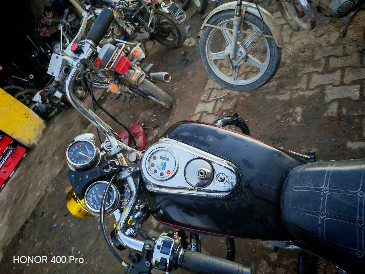 السلام عليكم يوجد موطور للبيع
جني دبل بلك موديل (2014)
محرك لا صرف ولا بخار
كهربائيات كامله كلها شقاله
 سعر 450 وبيه مجال
***********
عنواني الزاب الحي الصناعي مقابيل جامع الضاهر
