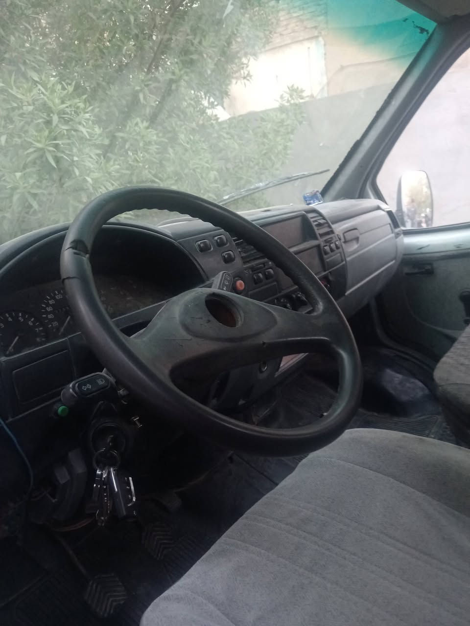 سلام عليكم سياره كازيل رقم بغداد مشروع وطني كله بلاد مكينه كير خير من الله ترايك وين ايعجبك رقم *********** سعر ٣٠
