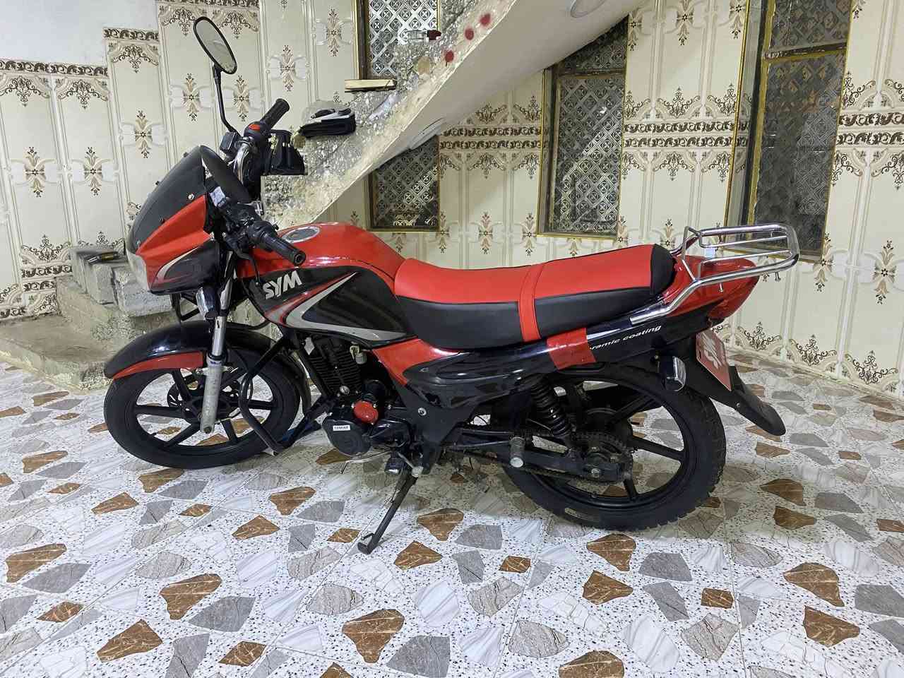 يا الله دراجه سايم للبيع موديل2016اوراق منفيس فقط كهربائيات شغاله نضافه دراجه حيل نضيفه السعر 700 وبي مجال للشراي مو شراي لا تعلق مكان الرمادي الخمسه كيلو للستفسار ***********
