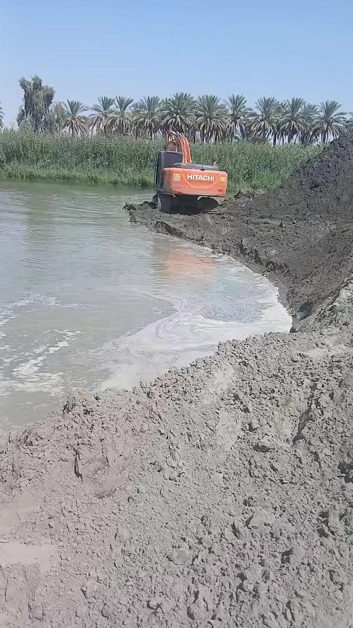 السلام عليكم متوفر متوفر رمل شط زميج درجه اولى  ***********
