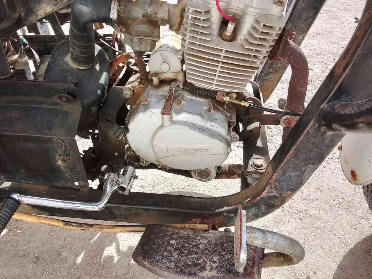 سلام عليكم ستوته البيع موديل 2017 وراق كامله شاصي مكفول مكينه خير من الله بيع مستعجل سعر مليون و150وبيه مجال قليل مكان ناصرية الاستفسار عله رقم ***********
