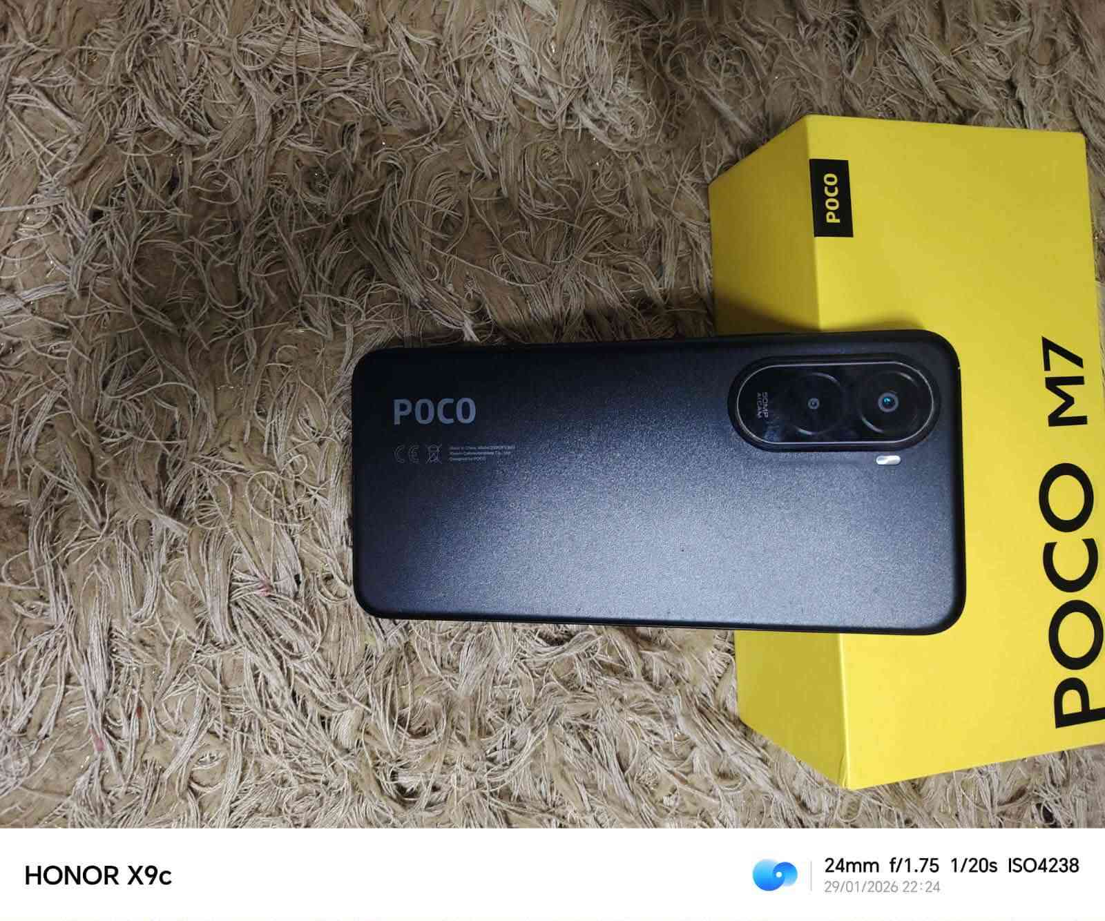 السلام عليكم
للبيع موبايل
POCO M7
الذاكره 256
الرام 8 
اصدار 11

كامل ملحقات
***********اتصل
