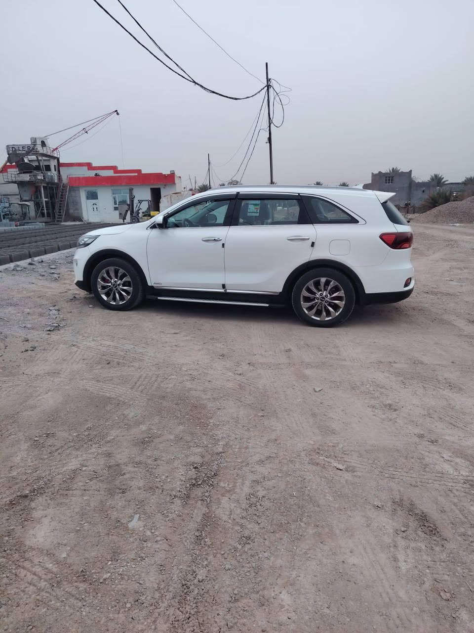 سورنتو موديل 20 للبيع
رقم بغداد تحويل مباشر 
فول مواصفات واحد على واحد اعلى فئة بلسورنتو (جيتي لاين) 
مكان السياره بابل
 
مكفوله كفاله عامه من بارد او شخط
مامتواجد على الفيس 
السعر 265 
الاستفسار اكثر *********** 
***********
