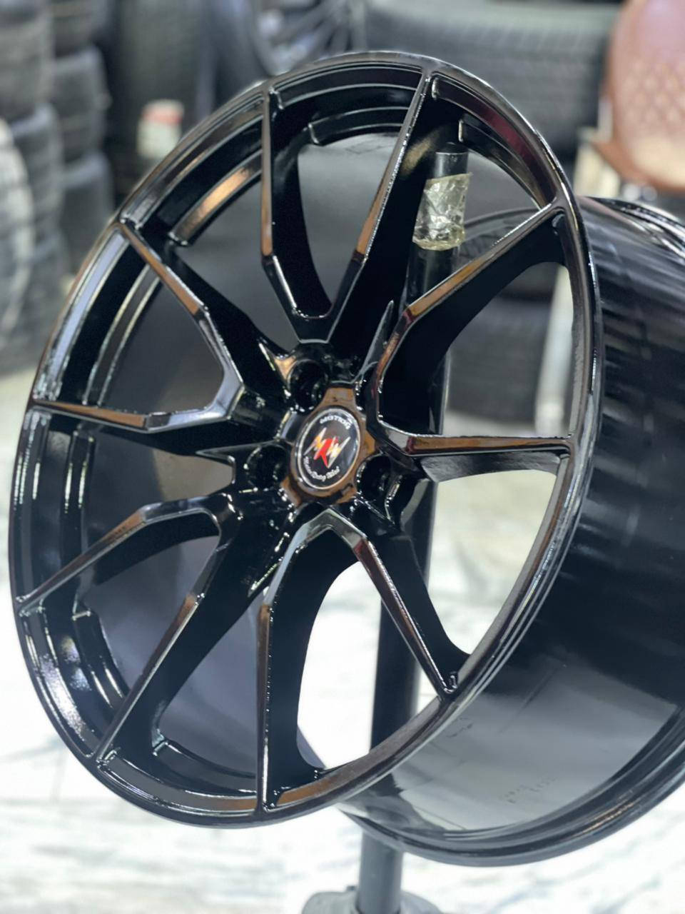 السلام عليكم ويلات زوج حجم 20
10 انج    سعر ٣٠٠ الف 
***********
