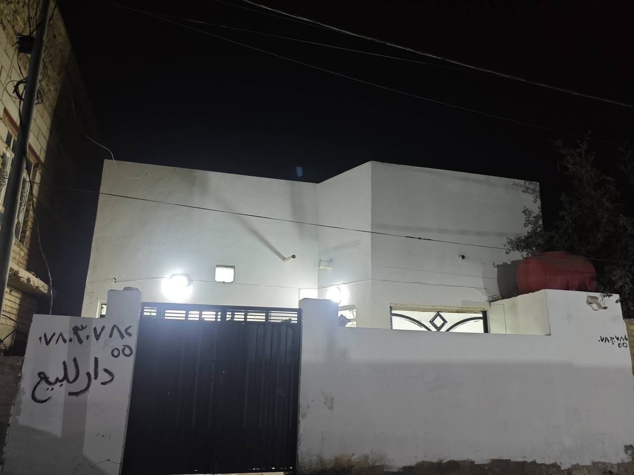 بيت لبيع شارع ستين 100متر 10في10 علمن البيت احلى من الصوره  ***********
