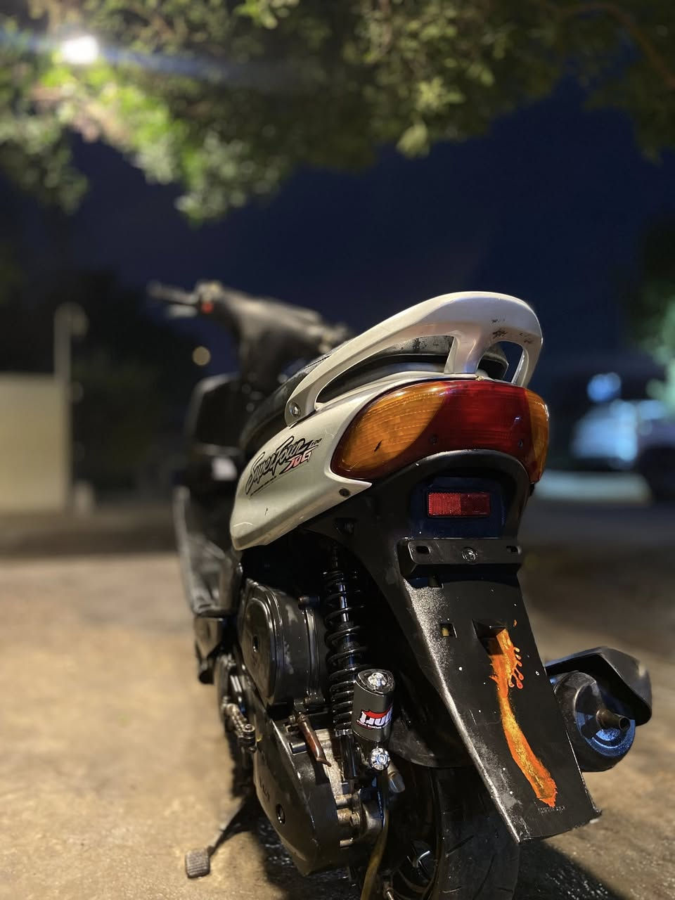 سلام عليكم ماكس قجمه للبيع 
كفرات ختم واحد دراجه نكره تخبل 
مكينه مجفته تجفيت درجه اولى 
صدر رياضي دبلات رياضي 
اديرله احسن دهن موتل وبانزين محسن 
نقصه فقط كفر مال ستيرن والباقي كله جديد 
المكان بغداد الاعظميه سعر 500 الاستفسار ***********
