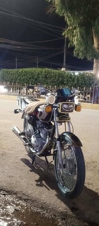 للبيع موديل 2021اوراق مكينا ما مفتوح سعر450بي مجال شي قليل رقم07511946...