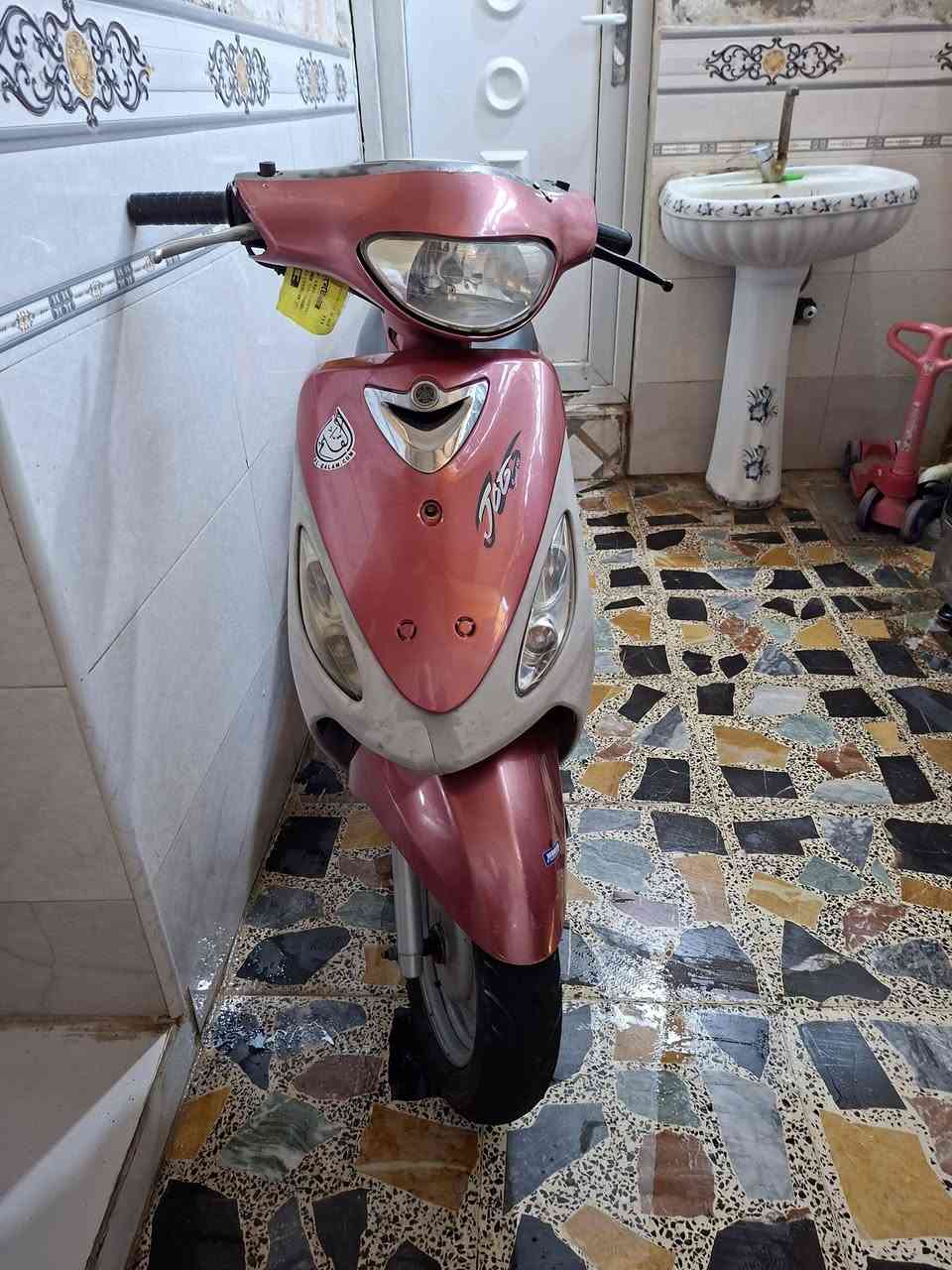 السلام علیکم دراجه للبيع ماكس قجمه الدراجه كلشي شغاله بيه تاخذه ما تذب عليه فلس دراجة

العنوان البصرة حيانيه ***********
