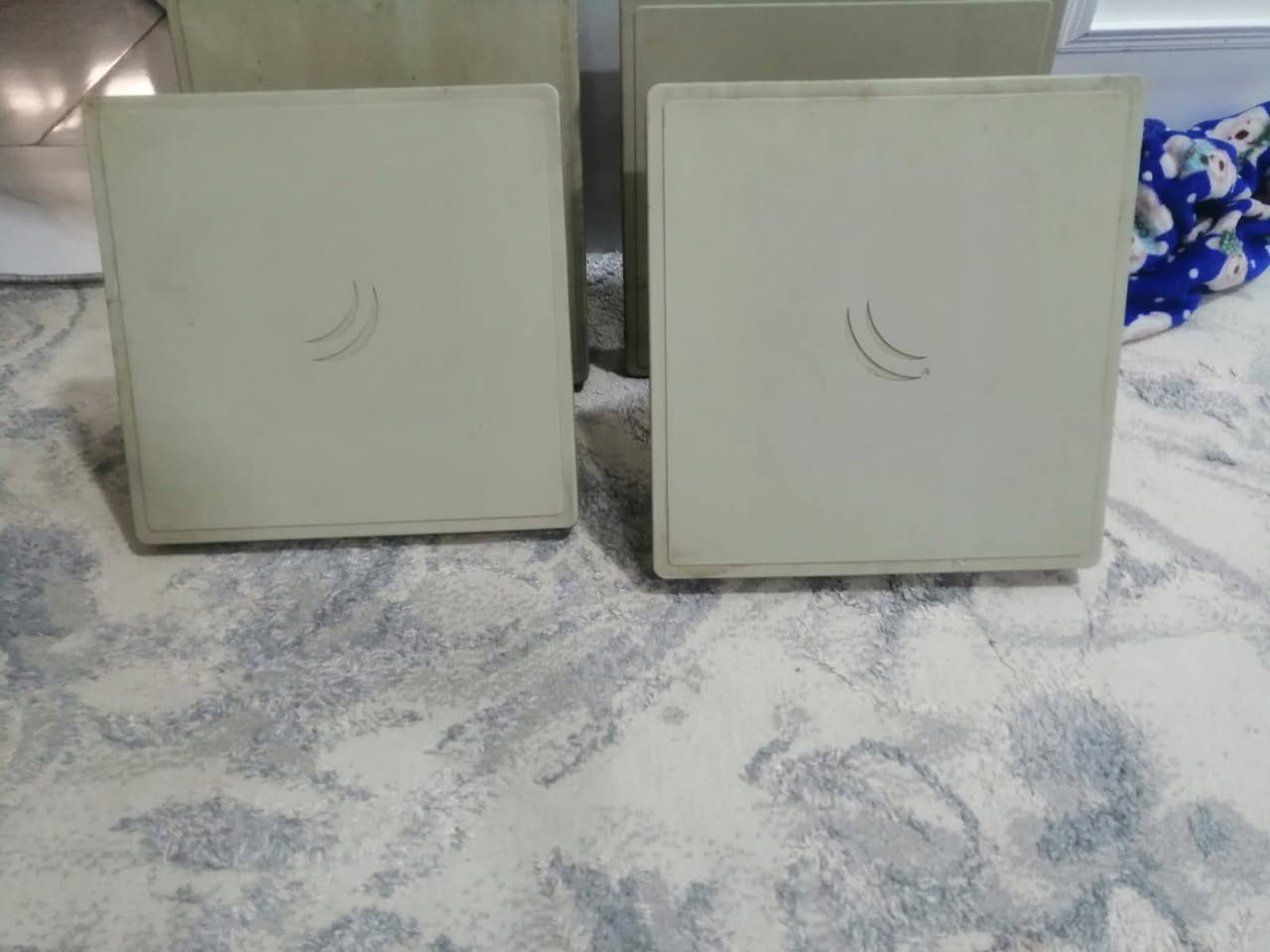 اومني جديد بالكارتون
امني مستخدم 

QRT5 

عاكس مكزما 850

عاكس مكزما 900

912 6g قطع جدا جديده
زوجين 

بور بيم  عدد قطع نضيفه جدا

سويج 1036 بلاص جديد بالكارتون

سويج. 30111

سويج سسكو 29650

سكتر  زاويه 120  عدد 12 قطعه مع اسميات 

سكتر مع 912 عدد  

5g 912

دش 30 زوج

انتي نويز 26

انتي نويز 23

 راك   6 مع  ڤان سيار مع باج بنل

متوفر توصيل لكل محافظات العراق
***********

ضمان فحص وتشغيل

متوفر اتصال او وتساب
