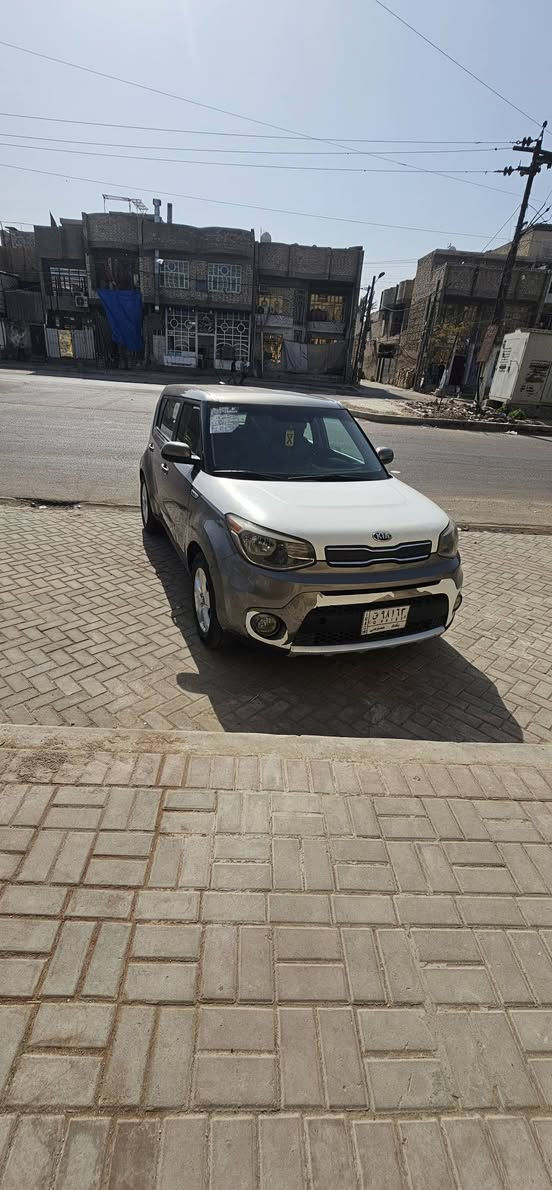 كيا سول ٢٠١٩
ماشية ٧٢

حادث جاملغ وبنيد مبدلات
بدون لغود 
بدون شواصي
بدون ايرباك

مكينة ١٦٠٠ (مبدل كازكيت اثر حماوة)

السيارة جاهزة من كلشي

مكان السيارة بغداد مدينة الصدر

***********

 

١١٨ بيهه مجال بسيط
