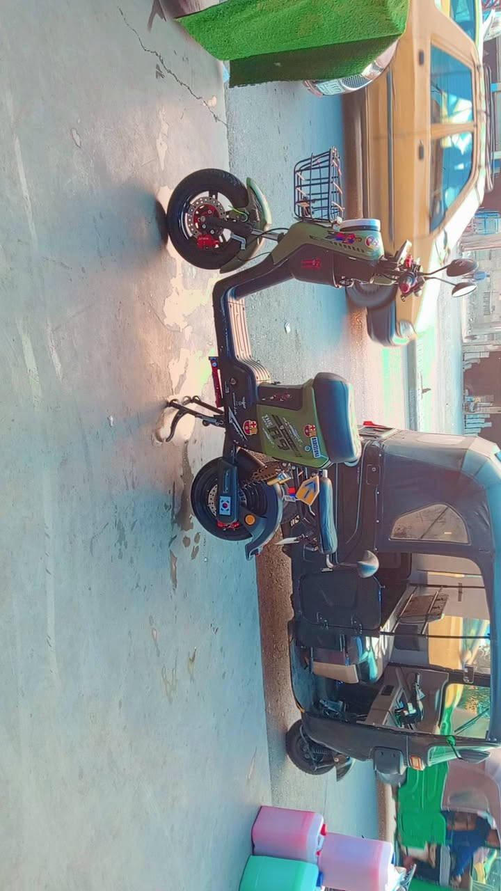 دراجه شحن أر 9 مديل 2025
5 بطاريات دراجه جديدة كلشي شغال
العنوان بغداد جسر ديالى القديم سعر 450 وبيها مجال
اتصل على هذا الرقم ***********👍
