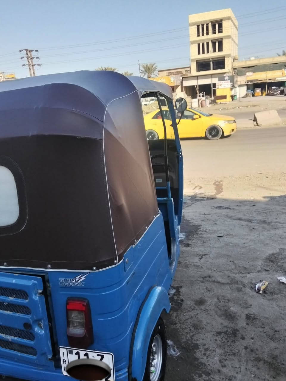 السلام عليكم تكتك للبيع موديل 20شهر 11مكينه خير من الله وكير خير من الله سنويه بسمي ورقم انكليزي تحويل ثاني يوم السعر 7.250ملاين رقم الهاتف ***********
