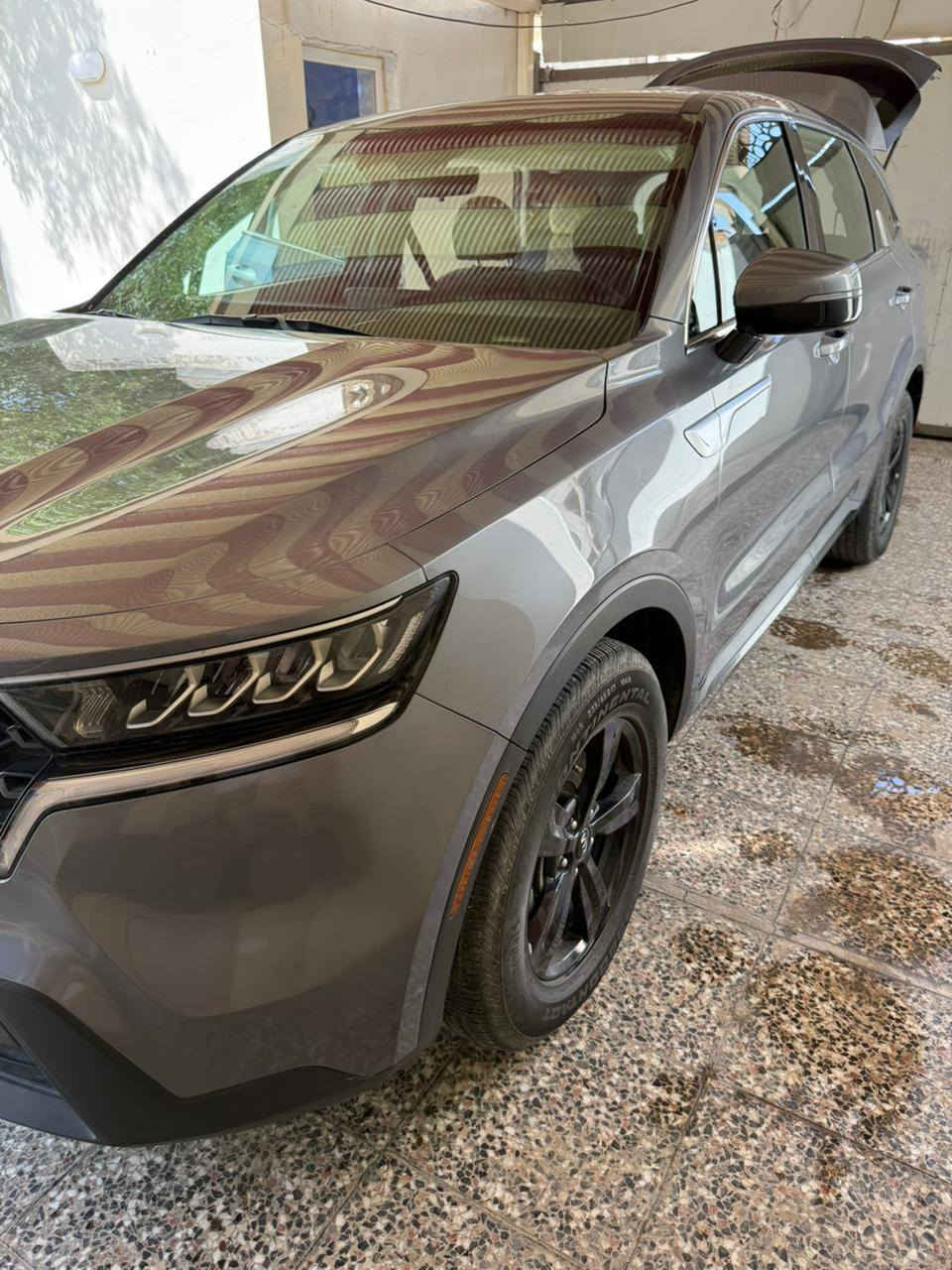 سورنتو 21 امريكي الشكل الجديد حادثة جانبي بابتين رقم بغداد بسمي السعر 230 الهاتف *********** المكان بغداد السيدية
