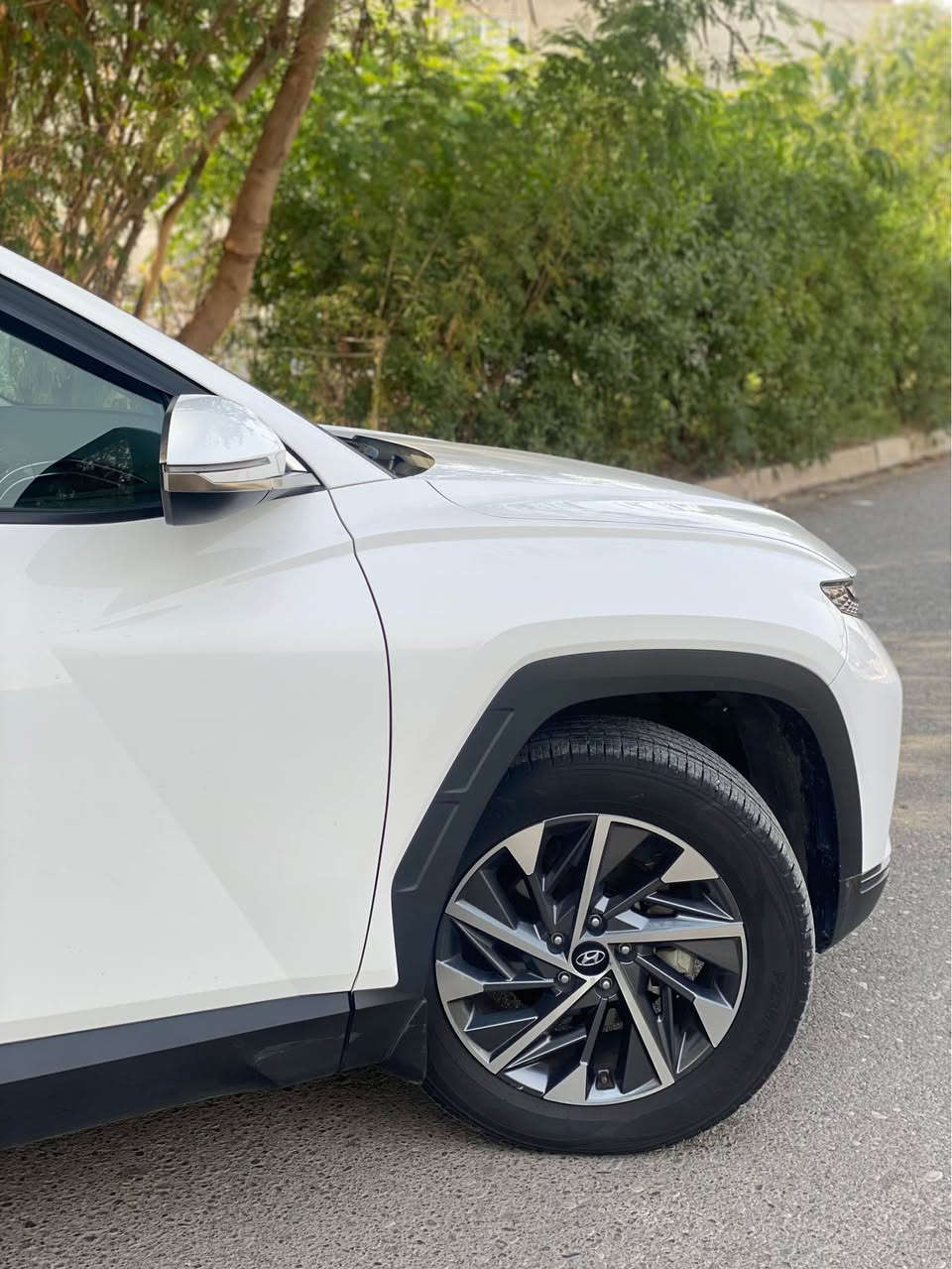 السلام عليكم 
توكسن ٢٠٢٣ خليجي 
بدون ضرر بدون صبغ بدون بارد 
كشنين كهرب شاشة كبيرة 
نضام ال ابل كار بلي 
سايد بريك كهرب 
زعنفة 
اوتو هولد 
مانع منحدرات 
شحن واير ليس IP
بردات ابواب
مري شفط 
ترحيب بل ابواب  
السعر ٢١٥$
ماشية ٥٦ الف كيلو
*********** موصل, نينوى
