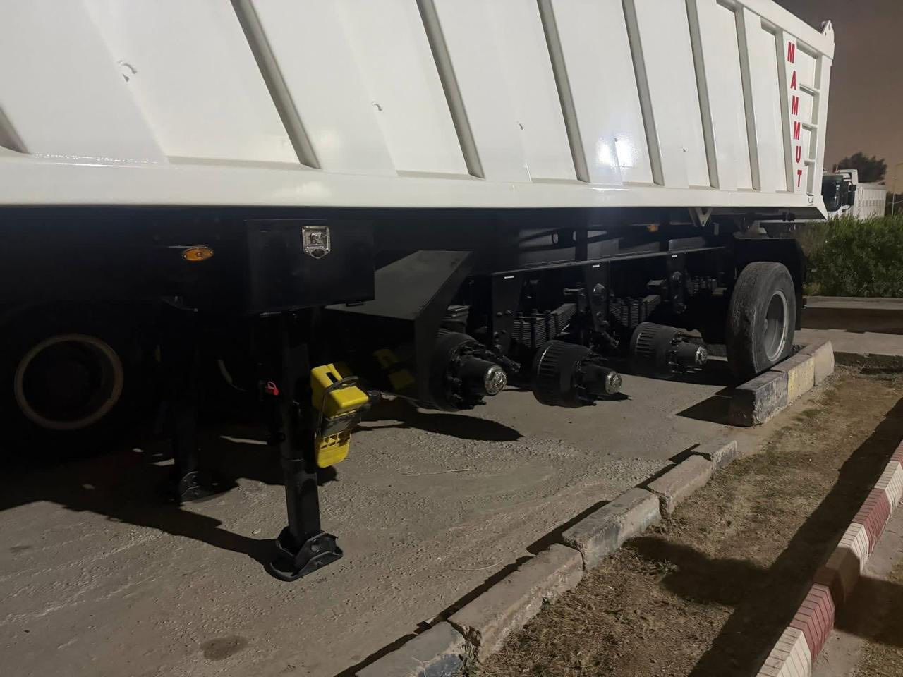 عربانه للبيع للستفسار ع هذا ارقم ***********
