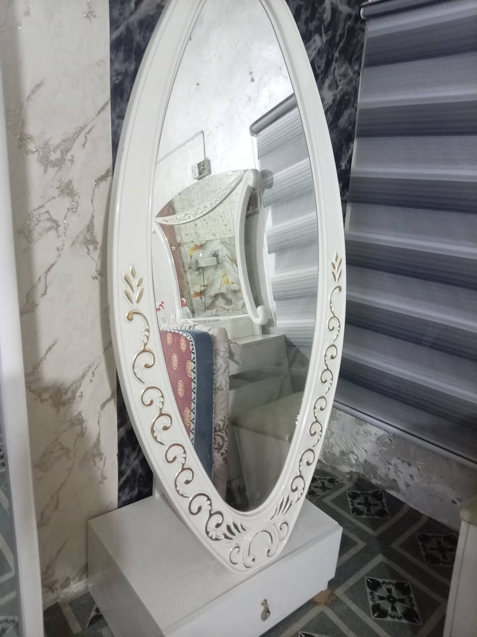 سلام عليكم غرفة نوم تركية ضخمة استخدام قليل مكونة من 7. سعر 800 بيهة مجال رقم *********** وتساب
