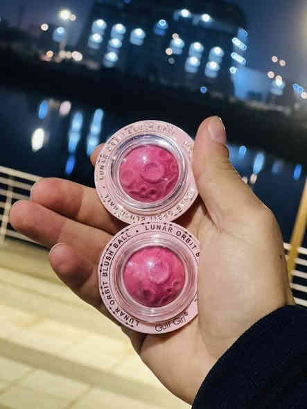 اهل الناصريه عروووض راس السنه يمنه غير 
كلشي متوفر يمنه مكياج عطور منتجات العنايه بل بشره كل الي تحتاجي موجود 

واسعار خياليه 

للحجز والاستفسار واتساب ***********

انستقرام 5ajd6
