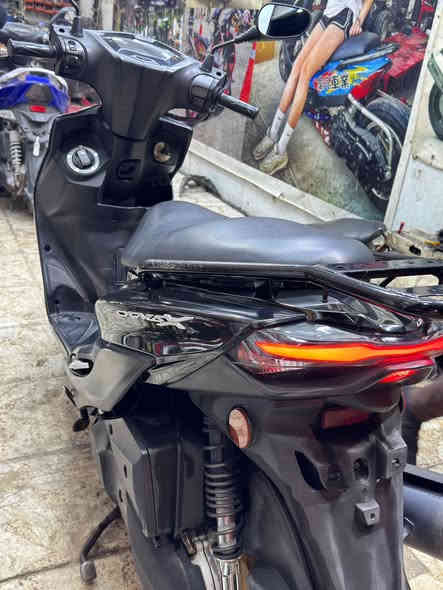 سلام عليكم للبيع سكنس جيل5دراجه حلوه او كالمله مابيها كل نقص 
مديل2022السعر15ورقه او بيها مجال مكانها بغداد الكاضميه اي ستفسار***********
