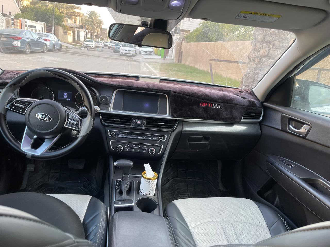 اوبتما 2020 وارد امريكي رقم سليمانية
كلين بالعراق السيارة نظيفة 

السيارة هزة جديدة سنوية جديدة براد جديد ✅

ضربته جاملغ سايق وبنيد فقط 

السياره مبرمجه بانزين عادي مظبوط

 اماميLed ✅

خلفي Led ✅

3انظمة قيادة✅

رادار امامي وخلفي وجانبي✅

قيادة ألية ✅

شاشة كبيرة ✅

ويل كب رياضي ✅

اشاير بالمري تنبيه ✅

ولا ايرباك طاك بيه بدون ايرباك ✅

سنوية جديدة وهزه وبراد جديد✅

كشنات جلد✅

السعر 143 وبيه مجال بسيط للشراي

بغداد الغزالية 

كدامك السيارة وتفاصيلة 

***********

تخم تاير جديد ✅

السيارة ماشية 77mi 

كير ومحرك مامفتوح نظيف ✅
