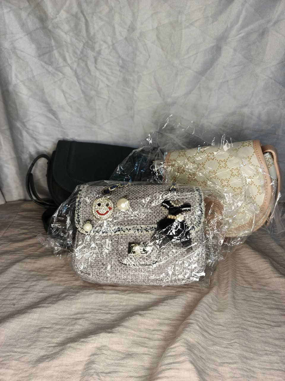 بضاعة شي أن كل قطعة وسعرها
تتوفر خدمة توصيل لجميع محافظات


**إذا كنت صاحب هذا الإعلان وتريد حذفه لأي سبب، رجاءا أرسل رسالة إلى الدعم الفني**