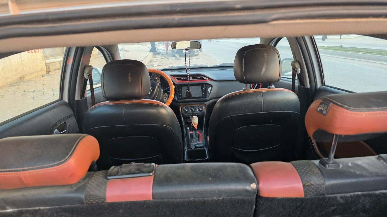 تكيو ٢ موديل ١٨ تخم تاير باسمي وبيه طخه باباب الايمن ومكفوله من كير ومحرك  تيكو 2 رقم السفسار غير متواجد ع فيس ***********
