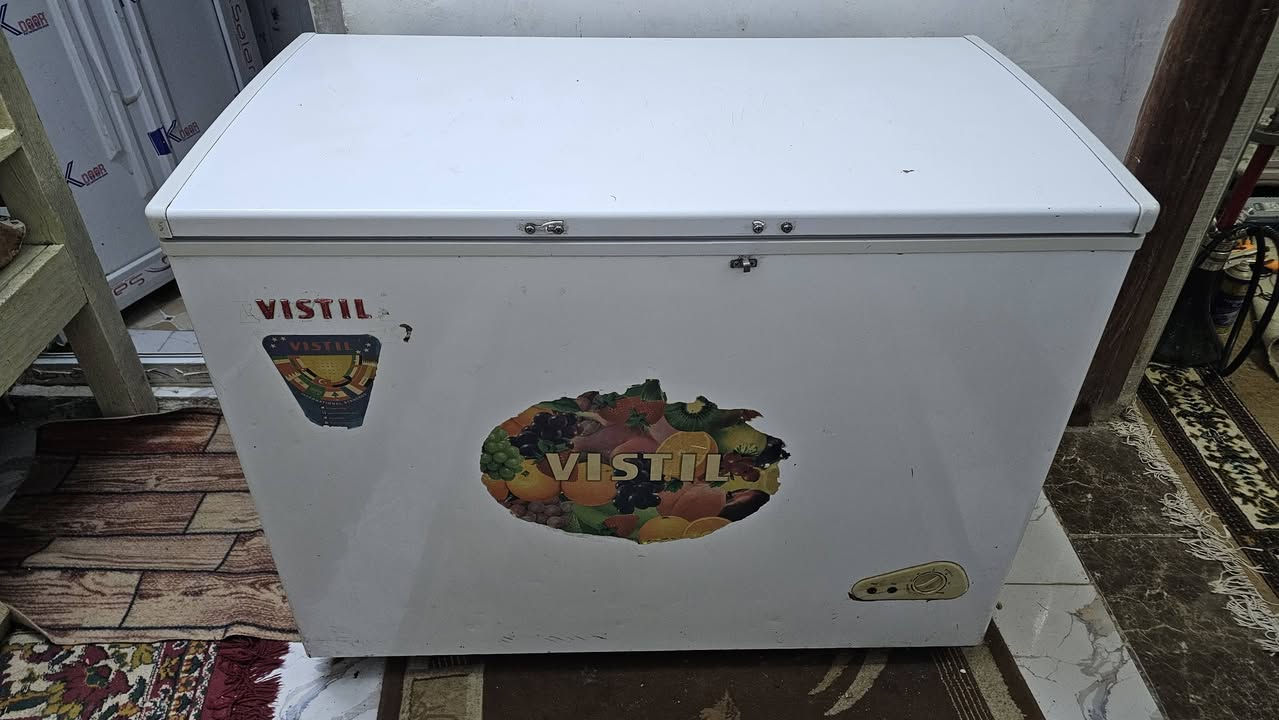 غراض بيت للبيع كل وحده وسعرها 
١. المجمدة شرط التجميد والنظافه
٢.ثلاجة كبيرة شرط التبريد والتجميد بلادية ما مصلحة وماطورها مال شركة
٣.مرجوحة اطفال 
٤.ثلاجة شرط الشغل تجميد وتبريد شوي اصغر من الاولى  
٥.لعبة طاولة كرة القدم نضيفه كل حاجة وسعرها خاص .
مراسلتنا على الفيس او الاتصال على الرقم او على الواتساب *********** بلد
