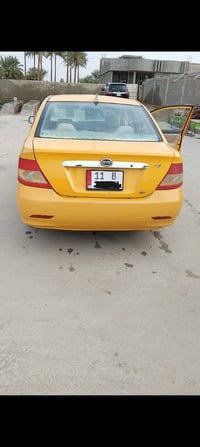 بي واي دي F3 • ٢٠١١ • مكينه ميتسوبيشي