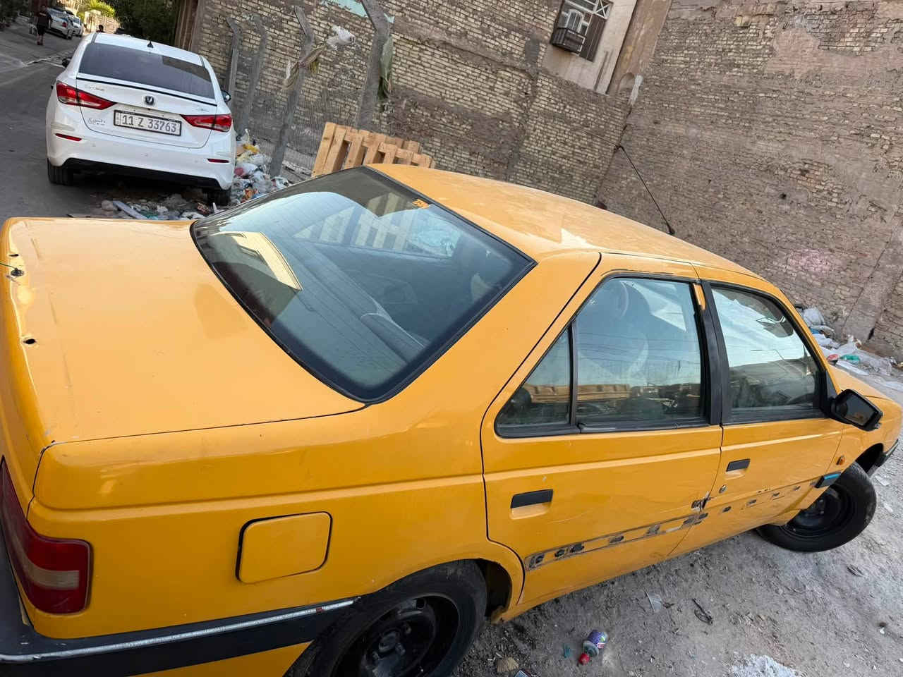 السلام عليكم
سياره بيجو أكد موديل 16 سياره مصبوغه عام بيها منضومه غاز الرقم الخلفي مالتها  ضايع بي كتاب مكينه خيط تبخير كير خير من الله تبريد ثلج 
تخم تاير صدر امامي خلفي جديد سياره الاتصال*********** السعر 27
