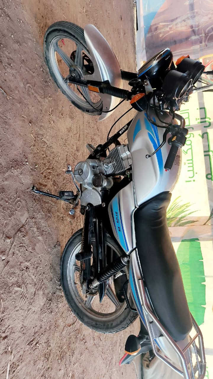 السلام عليكم ورحمة الله وبركاتة دراجه دايوان موديل 18 وراق اصولي *********** السعر 650 وبيه مجال
