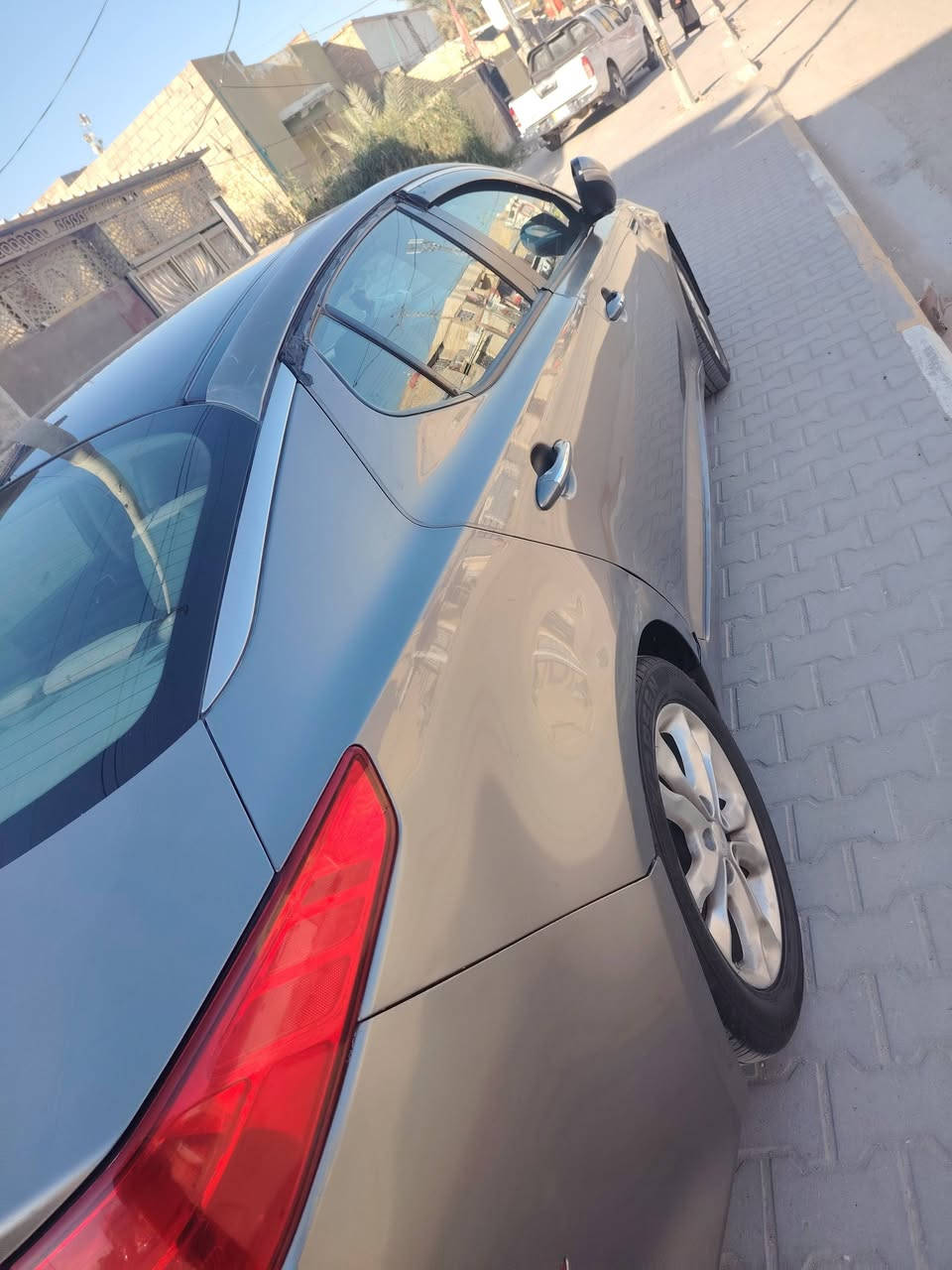 السلام عليكم اوبتيما مديل 15 وارد أمريكي فول واحد على واحد حادثة جاملغ وبنيد وبية رشات صبغ ابيعك احزام راقم بغداد بسمي العنوان السماوة *********** السعر 100 وبية مجال قليل
